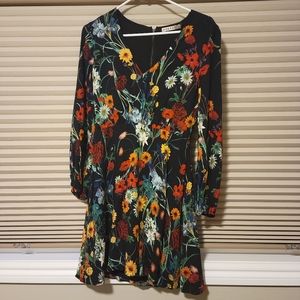 Alice and Olivia spring dress